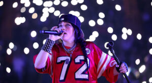 Billie Eilish wins top prize at American Music Awards