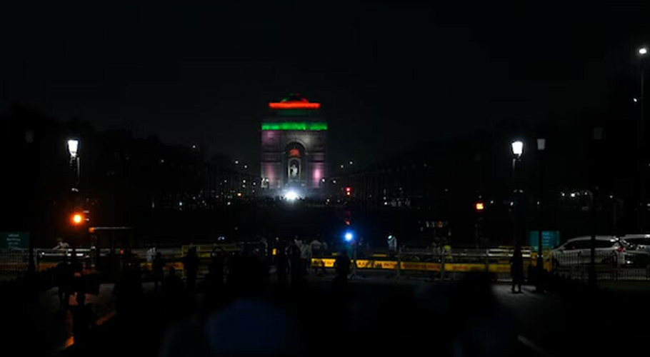 Blackouts hit Amritsar, Mumbai, Delhi, Gujarat amid emergency alert