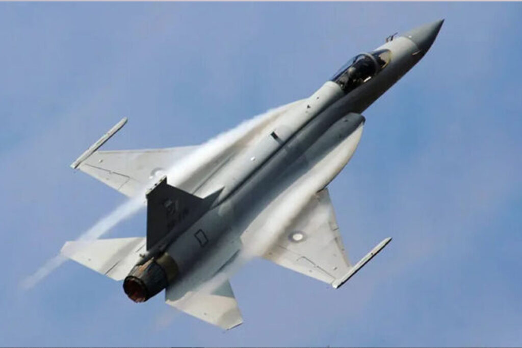 Azerbaijan to Buy 40 JF-17 Fighter Jets From Pakistan