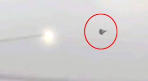 "Emotional Video: Pakistani Fighter Jet Strikes Deep Inside India"