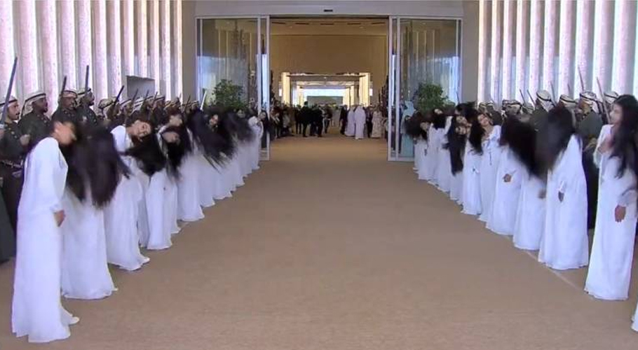 Trump receives warm welcome in UAE