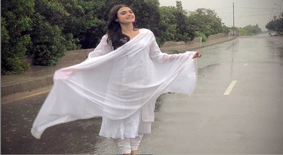 Light rain, drizzle hit several areas of Karachi