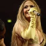 Jennifer Lopez laughs off wardrobe malfunction after losing her skirt onstage