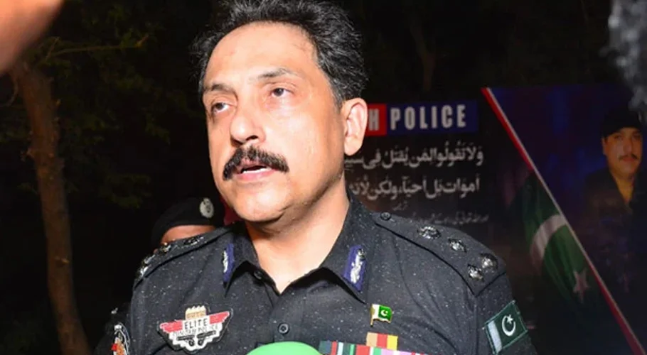 Karachi’s New System Makes Fake Number Plates Hard to Use
