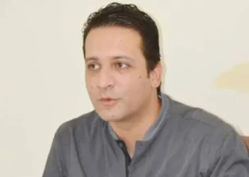 افتخار گیلانی کی نامزدگی پر مخالفت! آزاد کشمیر کی وزارتِ عظمیٰ کا تاج کس کے سر سجے گا؟