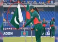 جب بنگلہ دیشی کپتان نے سبز ہلالی پرچم کو زمین پر گرنے سے بچایا! تصویر وائرل