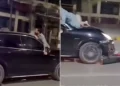 راولپنڈی میں خوفناک منظر! شہری گاڑی کے بونٹ پر اور موٹر سائیکل اگلے حصے میں؛ ویڈیو دیکھیں