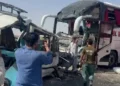 مسافر کوچ اور وین میں خوفناک تصادم! لسبیلہ حادثے میں 12 جاں بحق، 20 افراد زخمی