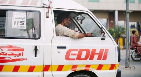 Three killed in separate road mishaps in Karachi