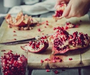 5 reasons to consume pomegranate this winter