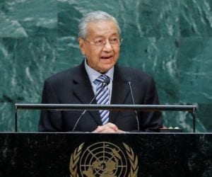 Mahathir stands by Kashmir stance despite India’s palm oil boycott