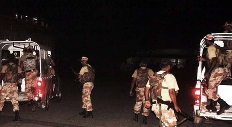 Rangers arrest 21 suspects during raids in Karachi