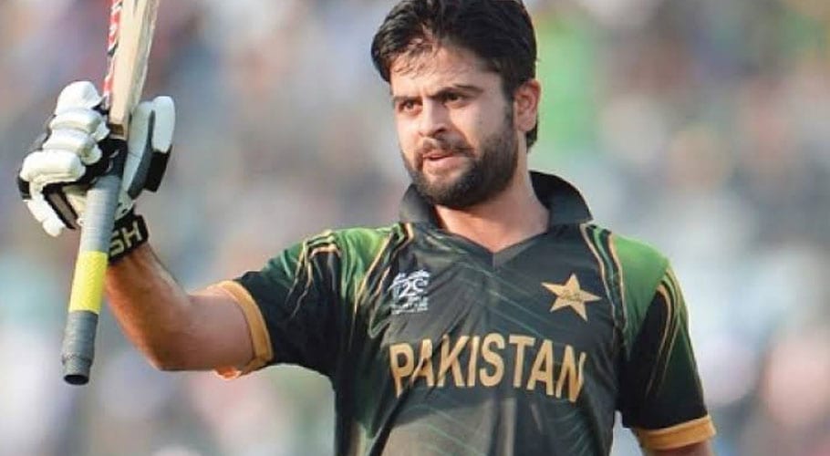 Cricketer Ahmed Shehzad accused of ball tampering