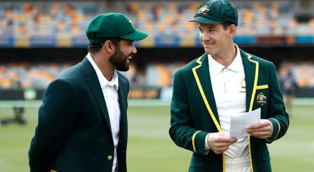 Australia bat first in day-night Adelaide Test against Pakistan