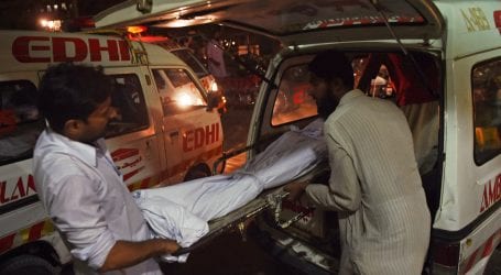Six killed in van-rickshaw collision in Karachi