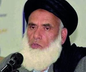 PHC releases JUI-F leader Mufti Kifayatullah on bail