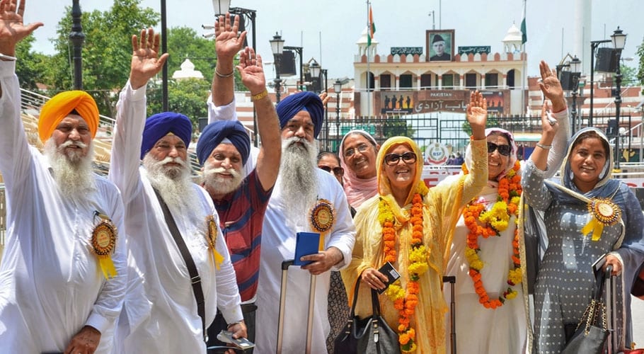 Over 1,000 Indian Sikhs pilgrims arrive in Pakistan