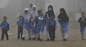 Govt closes Educational institutes in Lahore due to smog