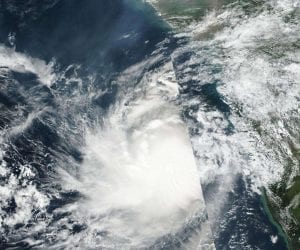 Cyclone ‘Maha’ 940 kilometers away from Karachi