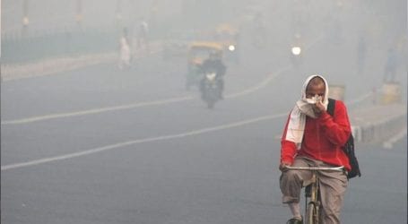 Smog grips Lahore once again as AQI reaches 332