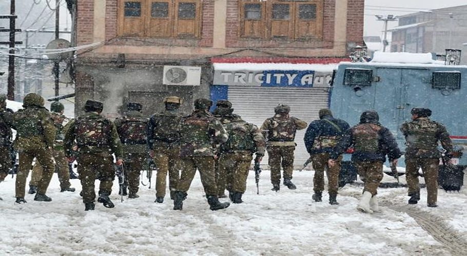 Rains, snowfall add to miseries of people in IOK