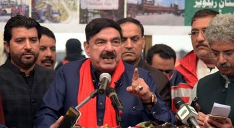 Sheikh Rasheed rules out possibility of Zardari going abroad