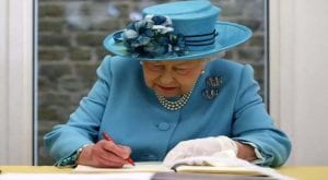 Queen Elizabeth gives approval for Britain to leave EU
