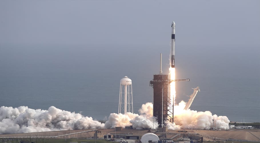 SpaceX destroys rockets during astronaut escape test