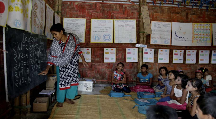 Bangladesh to establish schools for Rohingya refugee children