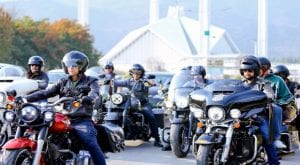 Jonty Rhodes roams around Islamabad on heavy bike