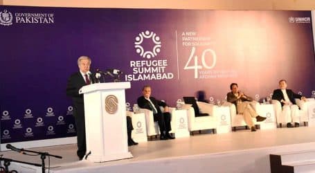 Guterres praises Pakistan for hosting refugees despite internal issues