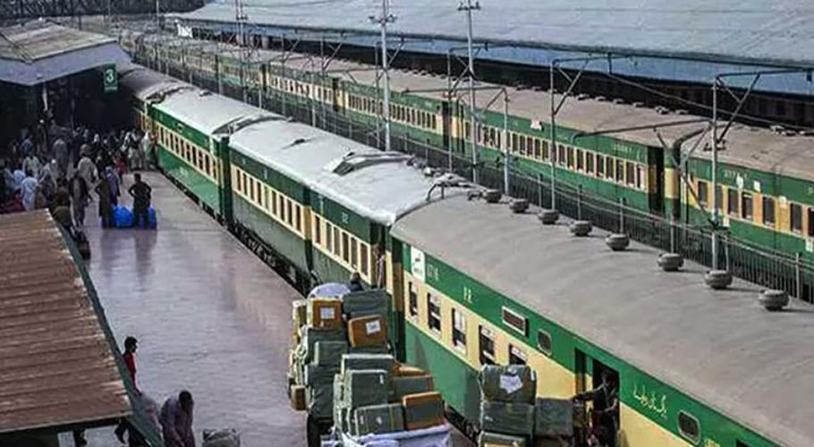 Restoration of Shalimar Express between Lahore, Karachi announced
