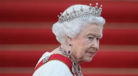 Queen Elizabeth’s staff barred from visiting families during COVID-19