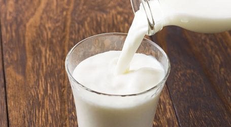 Drinking low-fat milk may slow down aging: study