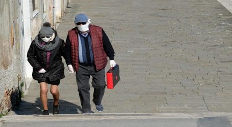 Italy extends coronavirus lockdown until May 3