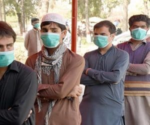 KP govt makes face masks mandatory before going out