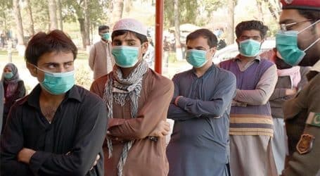 KP govt makes face masks mandatory before going out