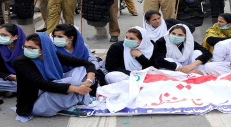 Sindh young nurses announce to boycott work at hospitals