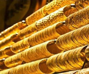 Gold prices dip in Pakistan