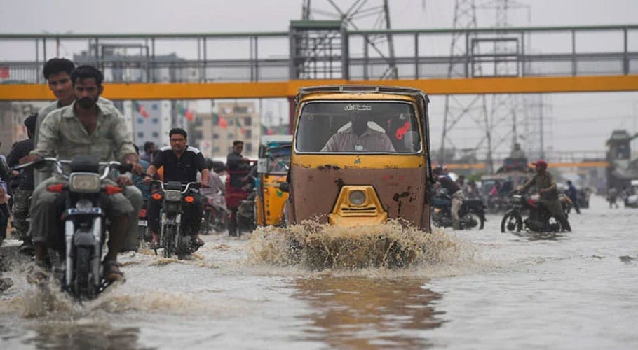 Karachi receives heavy rainfall, causes power outages  