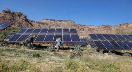 Sindh govt to install solar panels in 10 districts