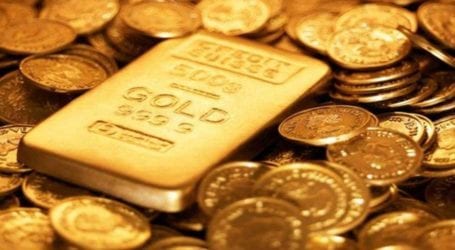 Gold prices fall in domestic market