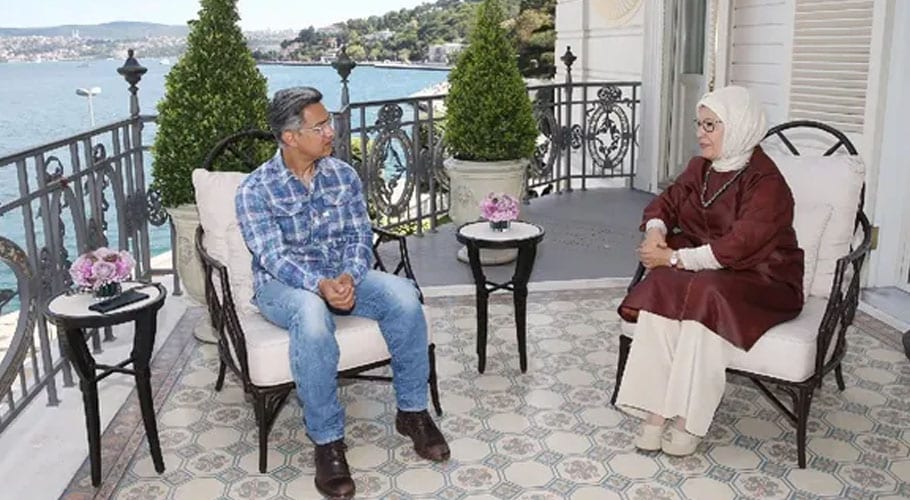 Bollywood actor Aamir Khan meets Turkish First Lady