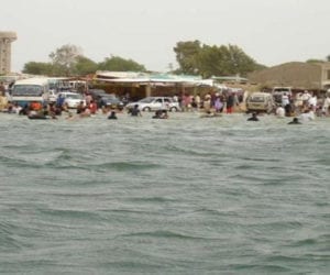 10 drown as boat capsizes in Keenjhar Lake