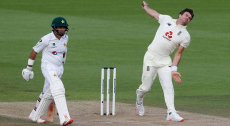 Anderson’s three wickets put England in commanding position