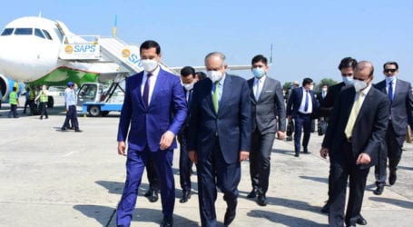 Uzbek Deputy PM arrives in Islamabad, meets army chief