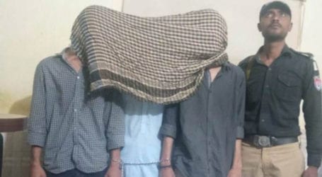 Three arrested for selling drugs to students in Karachi