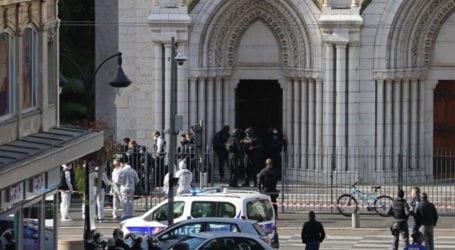Woman beheaded, two injured in knife attack at French church
