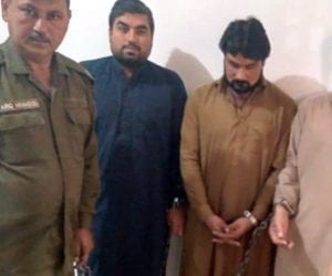 Rawalpindi police arrest three gangsters looting trucks