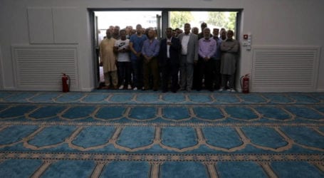 First mosque in Athens opens doors to worshipers